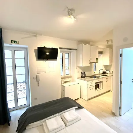 House Of Comfort Studio Apartment B Central Lisbon Apartment
