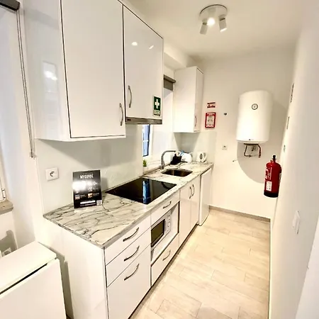 House Of Comfort Studio Apartment B Central Lisbon